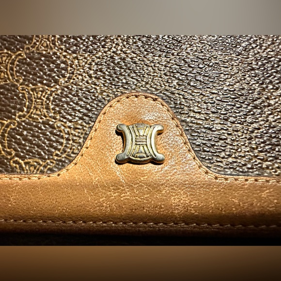 Celine Long Wallet Purse Macadamia Beige Super Clean authentic $1200.00 retail - Picture 7 of 14